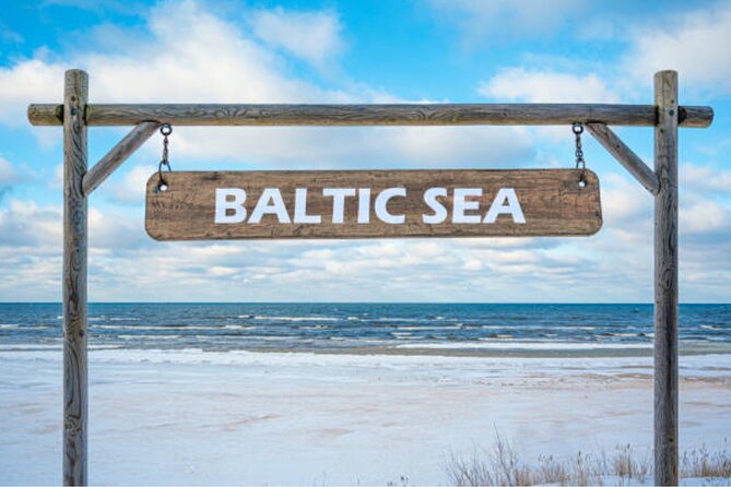 Best of Latvia, Jurmala, Kemeri N Park, Kuldiga City, Food & More - Starting at the Freedom Monument