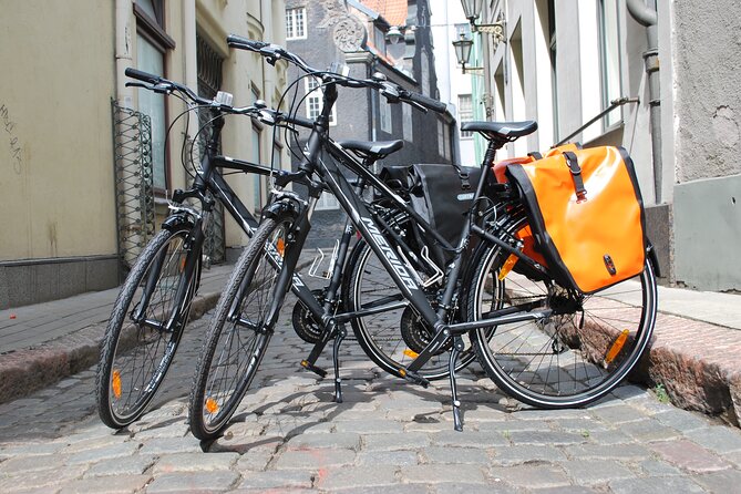 Discover Riga Bike Tour - Central bike lanes and everyday Riga