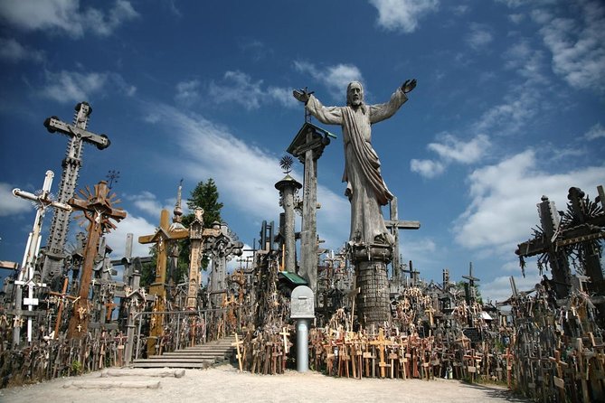From Riga: Hill of Crosses & Jelgava Highlights - The day at a glance