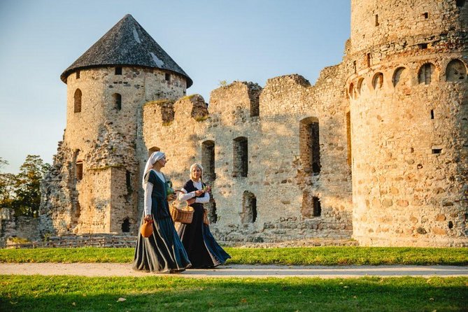 Full-Day Private Trip to Cesis, Sigulda and Turaida from Riga - Cesis Castle and the old town