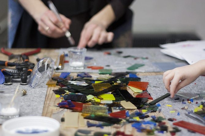 Glass Jewellery Workshop - Getting there and planning your booking
