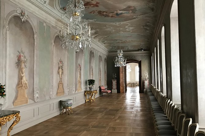 Group Day trip to Rundale Palace, Hill of Crosses & Bauska Castle - The van ride matters more than you might expect