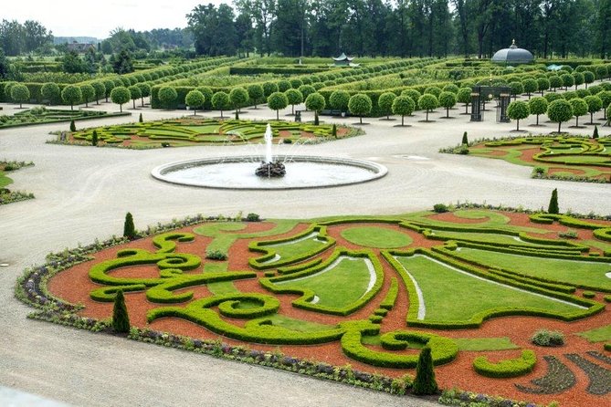 Half-Day Private Trip to Rundale Palace and Garden - Is the $227.58 price good value?
