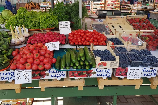 Latvian food tasting tour at Riga Central market - Group Size, Timing, and Practical Comfort