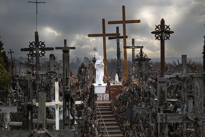 Private Full-Day Trip to Hill of Crosses, Rundale Palace & Bauska - Why this private Riga outing works