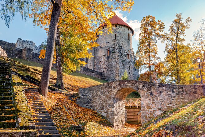 Private Full-Day Trip to Turaida, Sigulda, and Cesis - Private does not always mean perfectly private