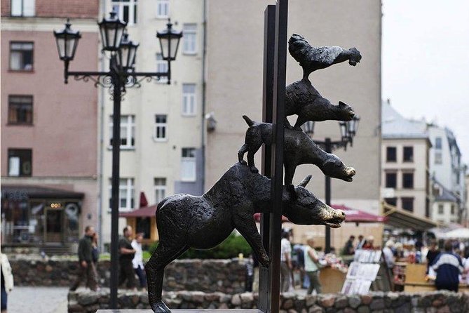 Private grand Riga city tour - Old Town begins with the House of the Black Heads