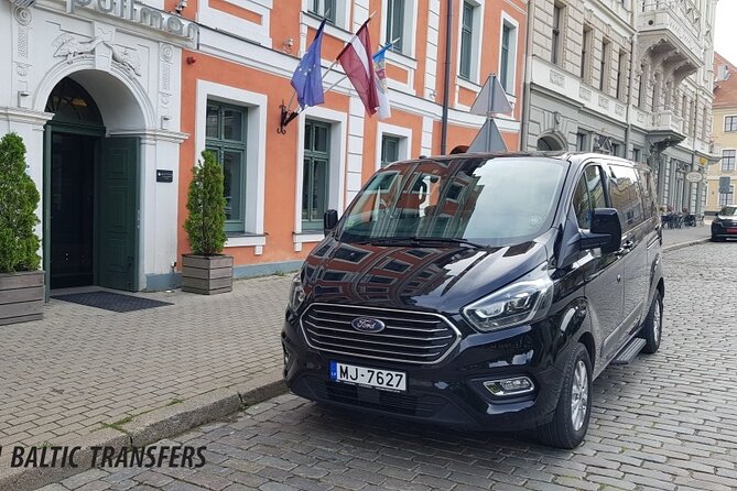 Private Transfer from Hotel to Riga Airport with English speaking driver - The driver service and communication
