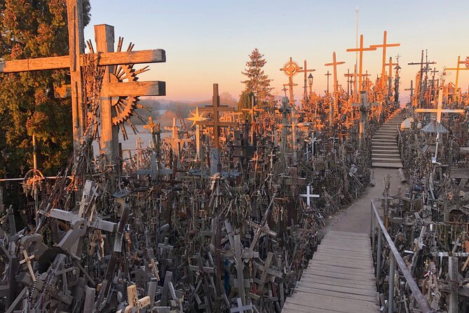 Private transfer Riga - Hill of Crosses - Riga - Leaving Riga for Lithuania by Private Vehicle