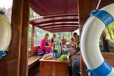Evening or Sunset Boat Tour with Drink and Audio Guide