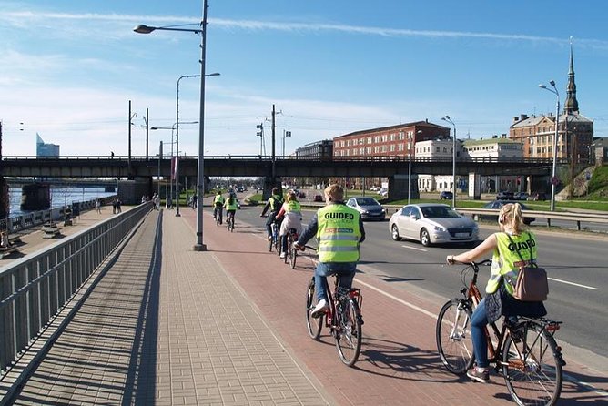 Riga Highlights Bike Tour - Esplanade begins with Riga’s grand public face