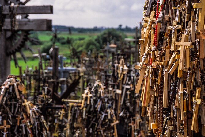 Riga: Hill of Crosses & Guided Rundale Palace with Bauska Castle - The guide can shape the whole day