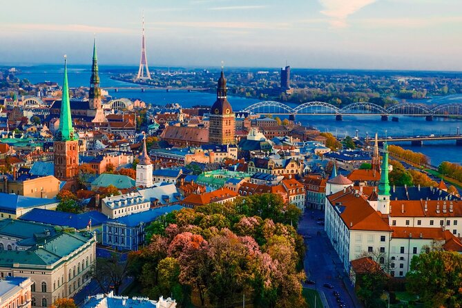 Riga to Tallinn - Sightseeing transfer - What the drive feels like between the stops