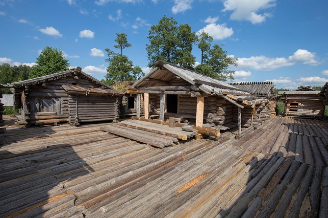 Road Trip to Cēsis, Līgatne, Āraiši and Sigulda - All Inclusive - Guide Harijs and the value of a private vehicle