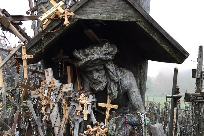 Sunrise at the Hill of Crosses - 2 countries in 1 day - The first 30 minutes at Kryžių Kalnas