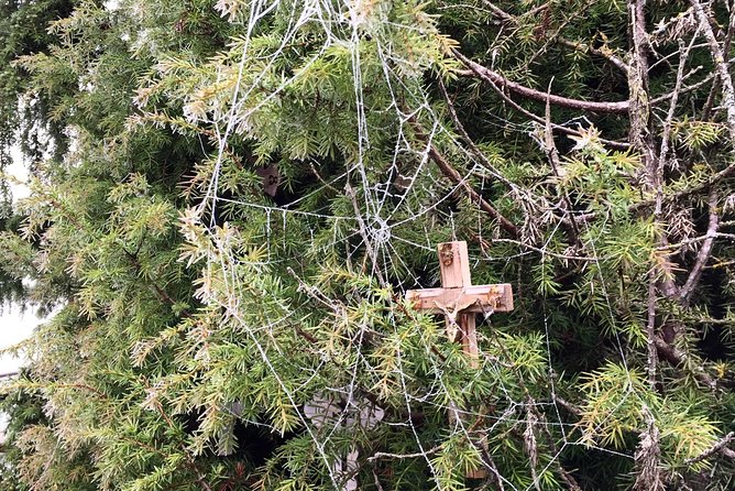 Sunrise at the Hill of Crosses - 2 countries in 1 day - Forty minutes to walk, photograph, and reflect